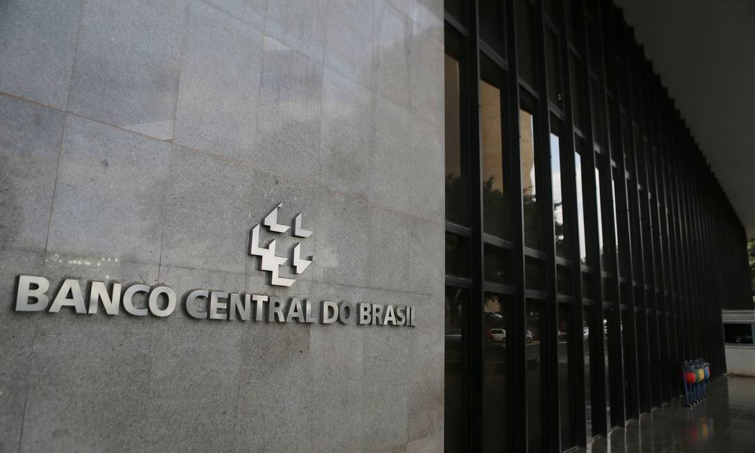 Banco Central não tem dinheiro para pagar servidores em março