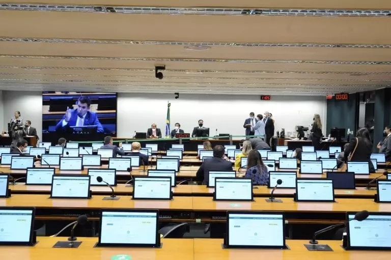 CCJ aprova cronograma de audiências públicas para discutir Reforma Administrativa