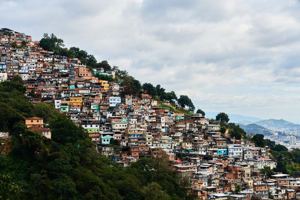Vulnerabilidade social no Brasil: como anda o amparo a população?